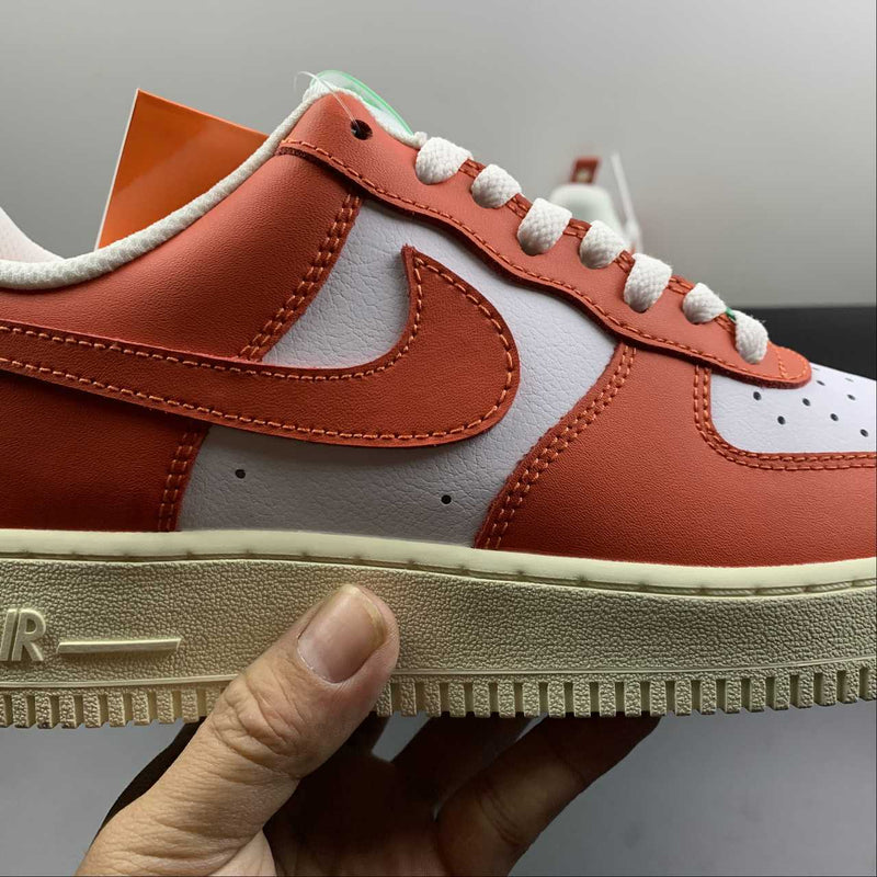 Nike Air Force 1 - '07 LV8 - Mantra Orange