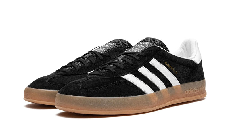 Tênis Adidas Gazelle Indoor Feminino "Black White Gum" Preto / Branco