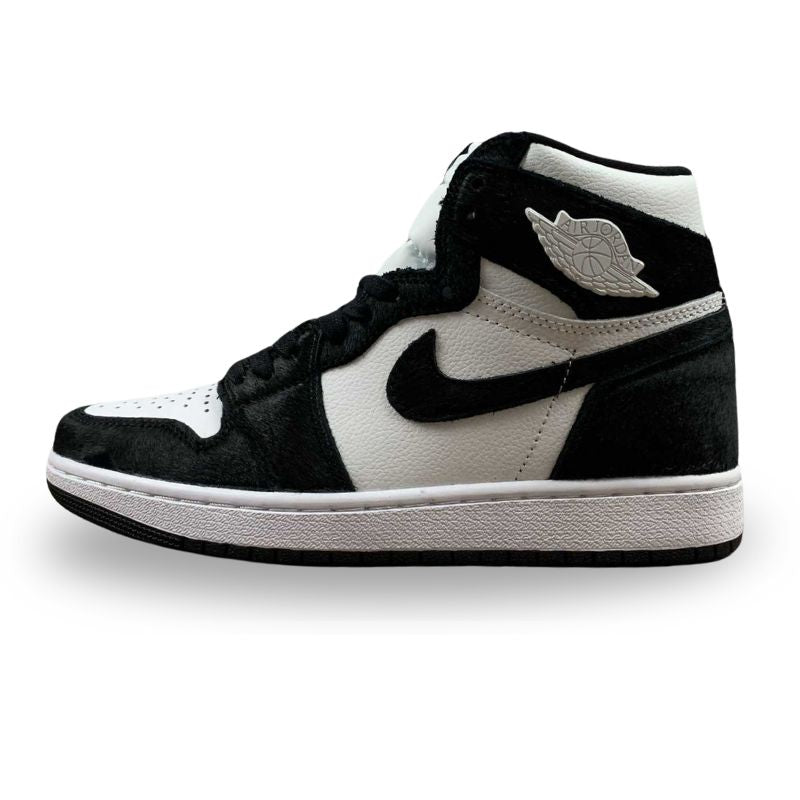 Nike Air Jordan 1 - Retro High OG - Black - Metallic Gold