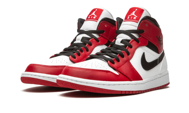 Tênis Air Jordan 1 Mid Feminino "Chicago White Heel" Vermelho / Branco