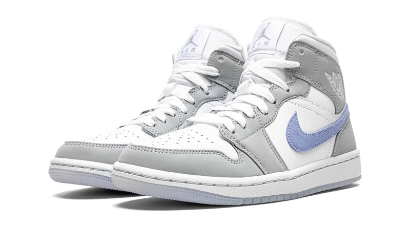 Tênis Air Jordan 1 Mid Feminino "Wolf Grey" Cinza