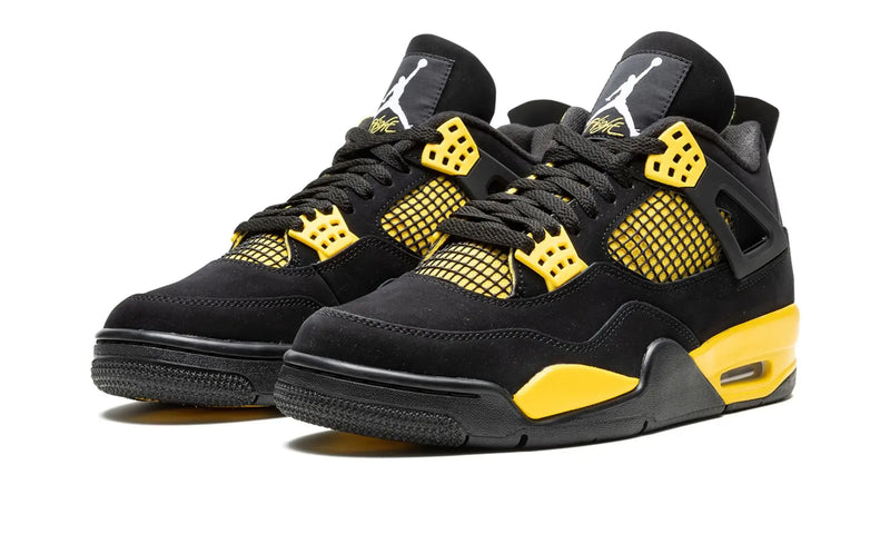 Tênis Air Jordan 4 "Thunder" Preto / Amarelo