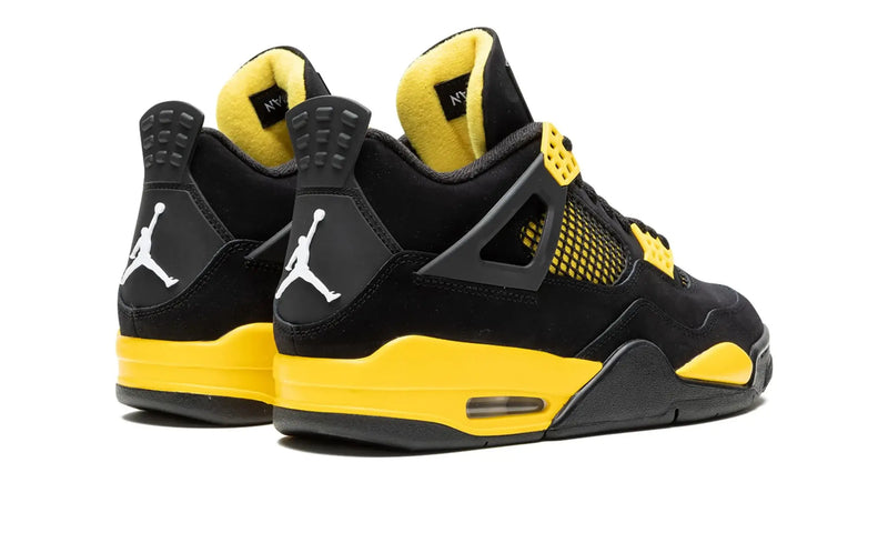 Tênis Air Jordan 4 "Thunder" Preto / Amarelo