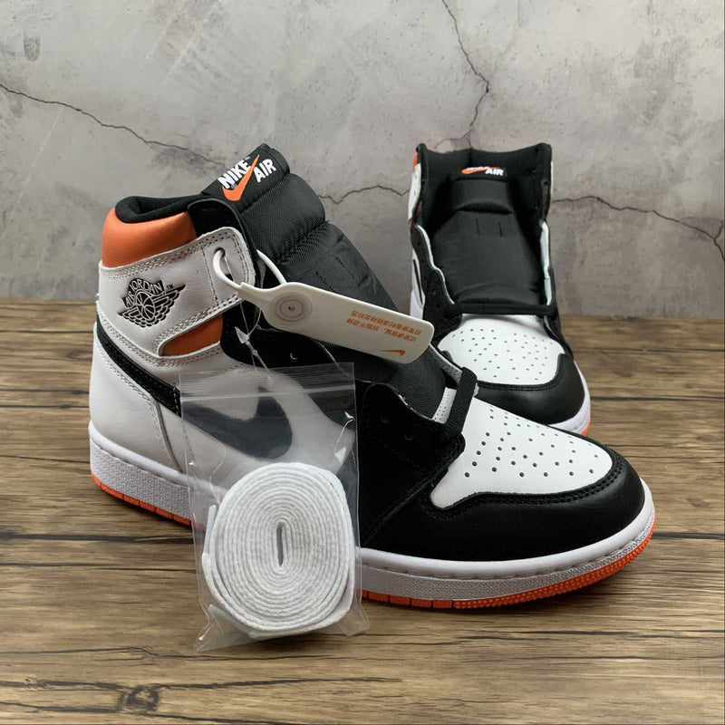 Nike Air Jordan 1 - Retro High OG - Black White Orange