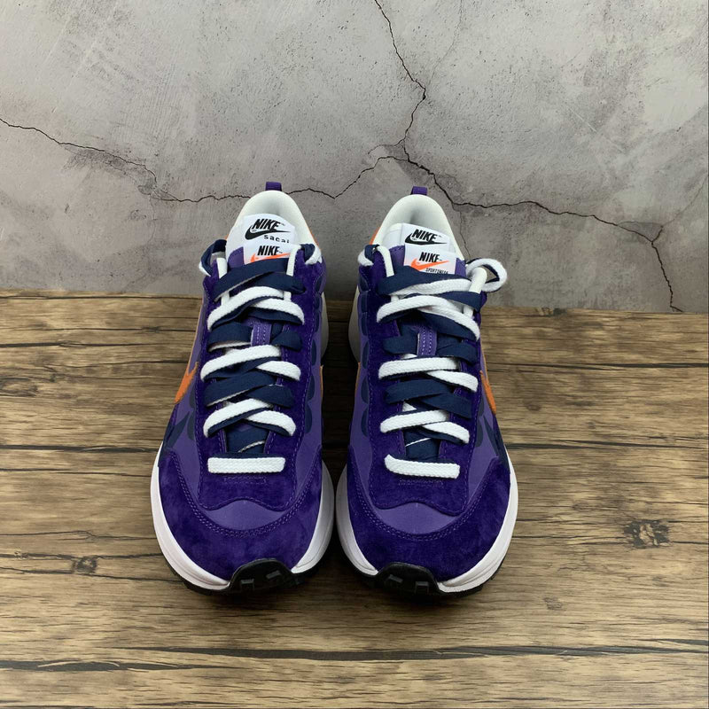 Nike Sacai - Vaporwaffle - White / Deep Purple / Orange