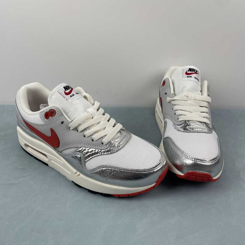 Nike Air Max 1 - PRM - Whiote / Chille Red