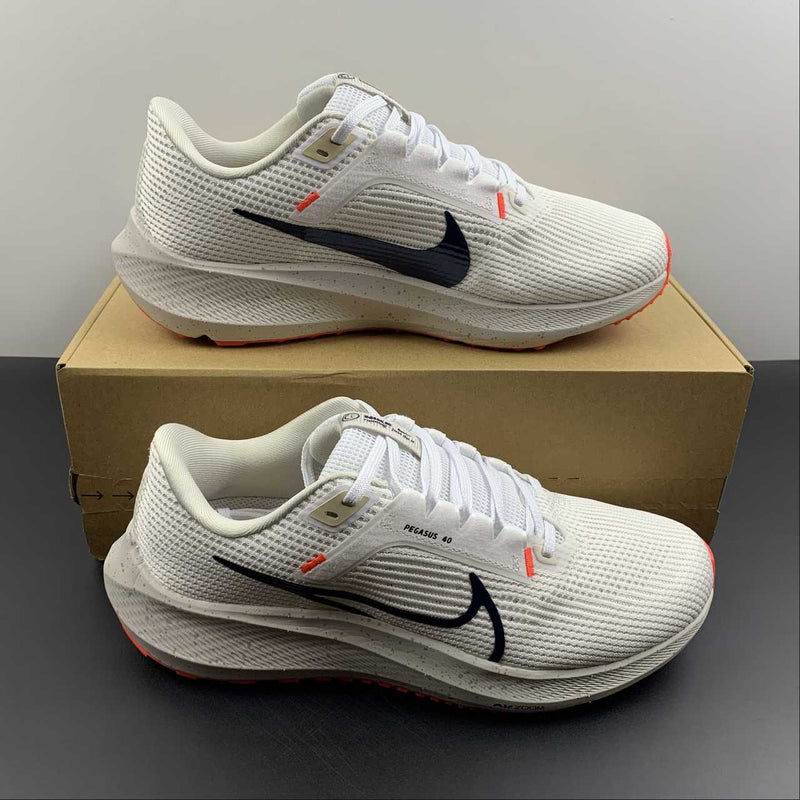 Nike Air Zoom - Pegasus 40 - Cream / Navy / University Red / Light Khaki