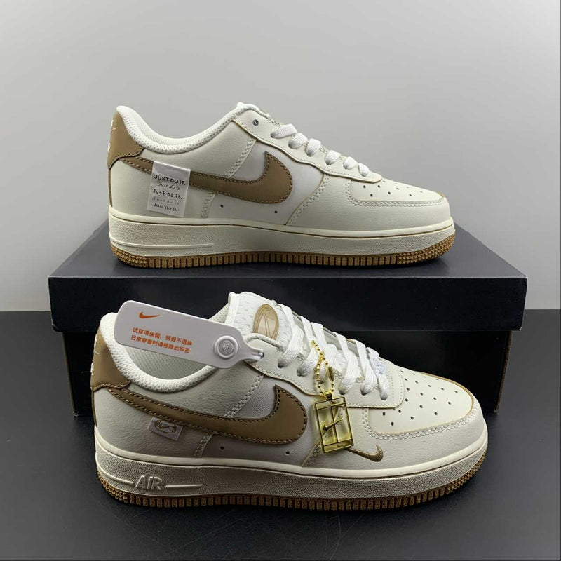 Nike Air Force 1 - '07 - Rice White / Brown