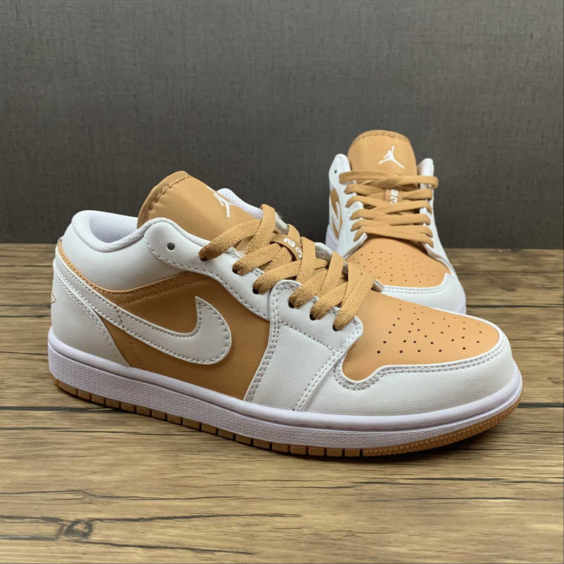 Nike Air Jordan 1 - LOW - White / Brown