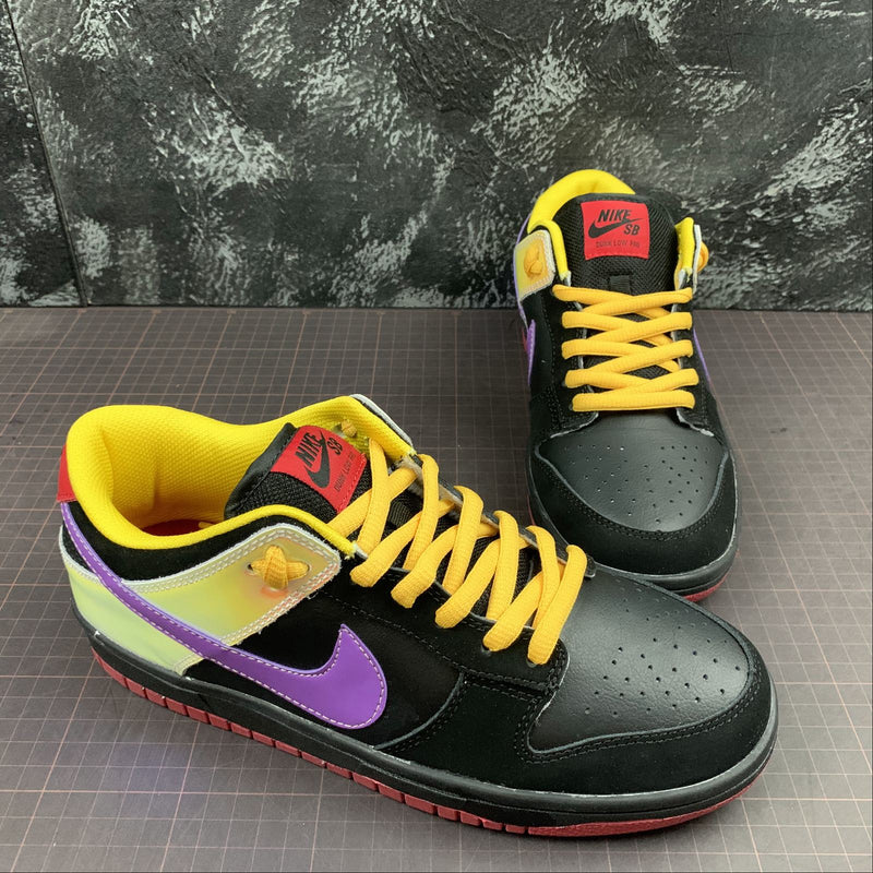 Nike Dunk Low - SP - Black / Laser