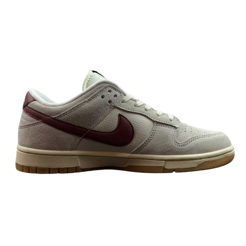 Nike Dunk Low - Beige / Wine Red