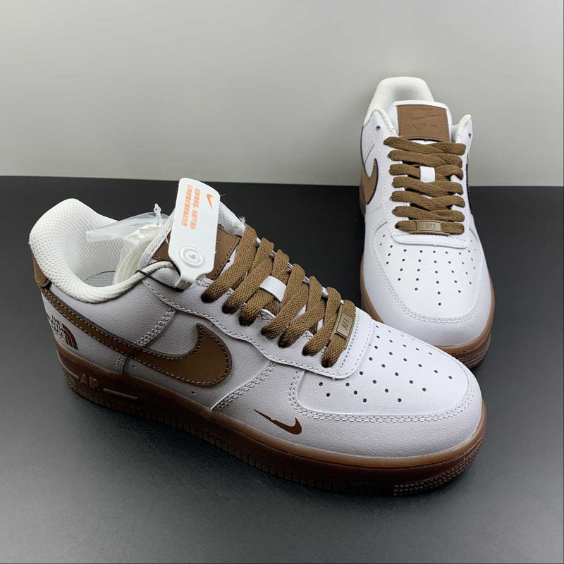 Nike Air Force 1 - '07 - LV8 - White / Coffee