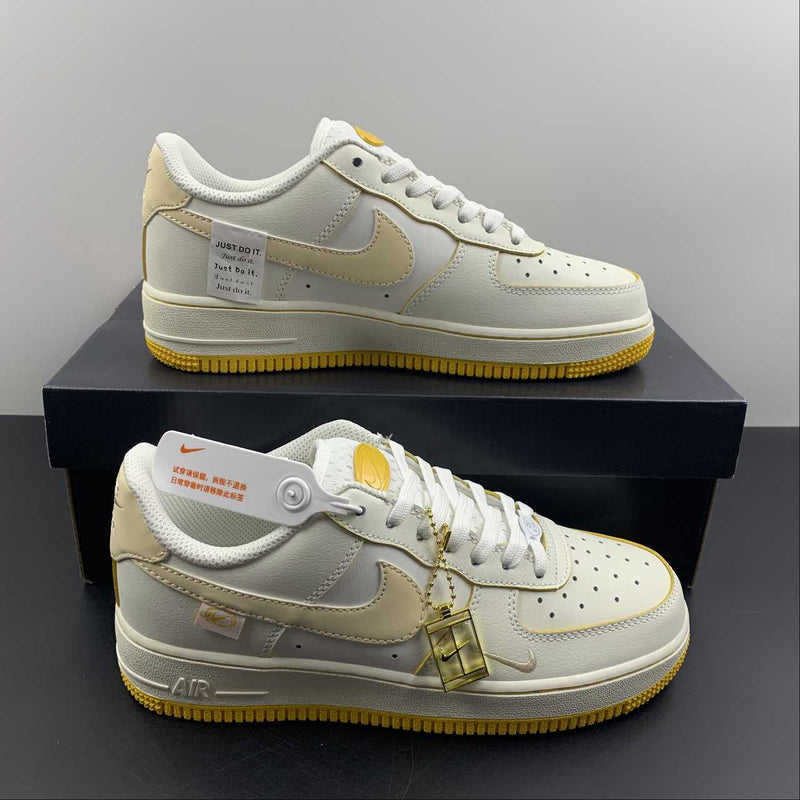 Nike Air Force 1 - '07 - Rice White / Yellow