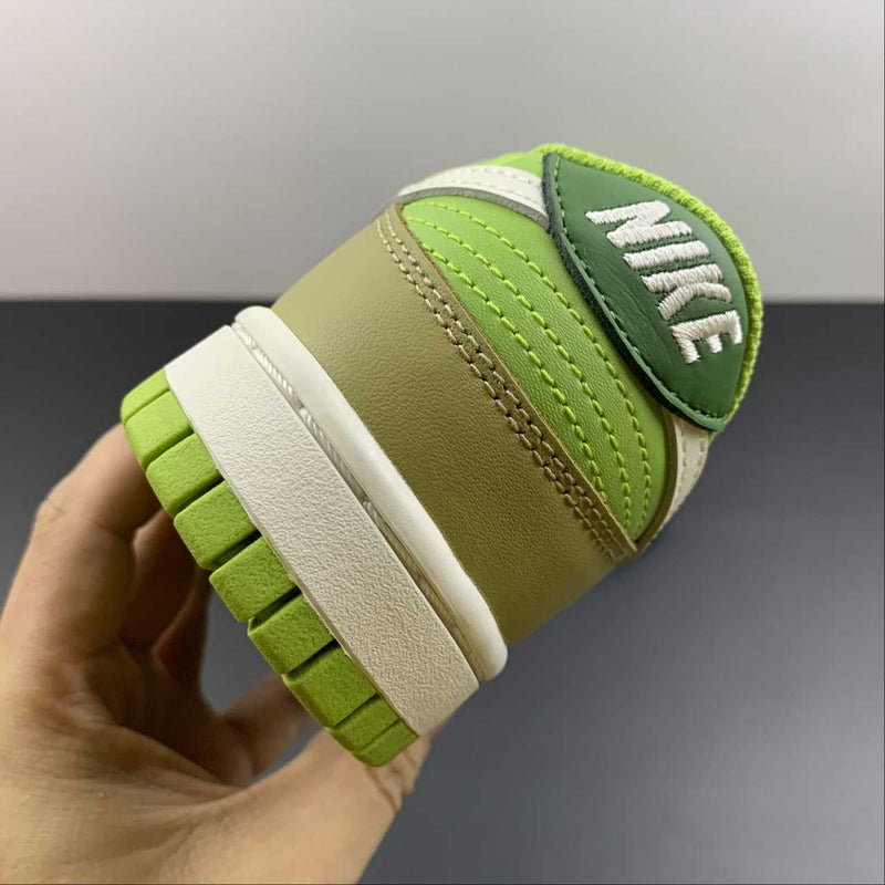 Nike Dunk Low - Barley / Sail - Sail - Vivid Green