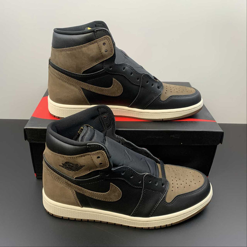 Nike Air Jordan 1 Retro High OG - Brown / Black