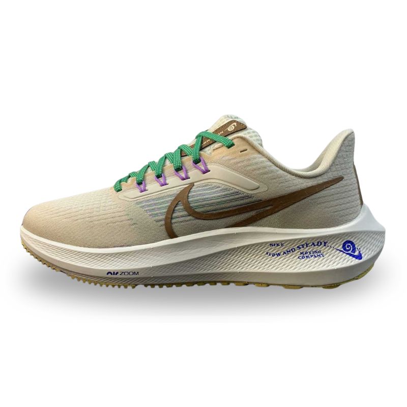 Nike Air Zoom - Pegasus 39 PRM - Sanddrift / Ale Brown