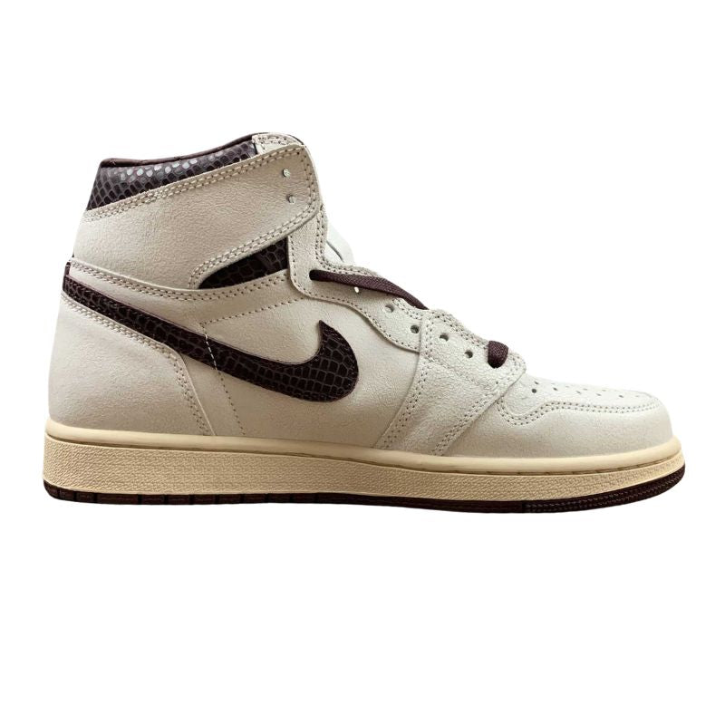 Nike Air Jordan 1 - Retro High OG - White / Brown Red