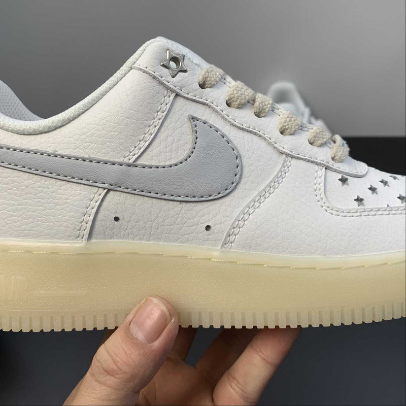 Nike Air Force 1 - '07 - WMNS - Summit White / Pure Platinum