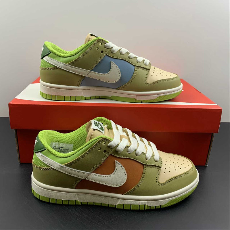 Nike Dunk Low - Barley / Sail - Sail - Vivid Green