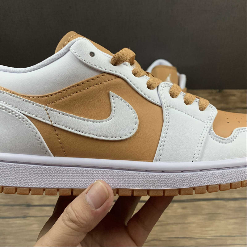 Nike Air Jordan 1 - LOW - White / Brown