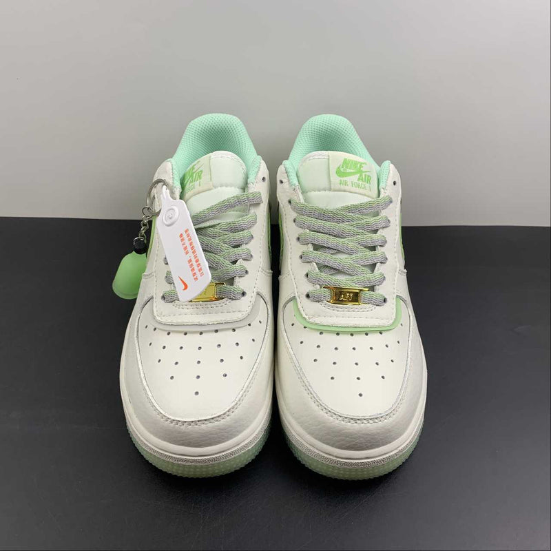 Nike Air Force 1 - '07 - Green / Grey