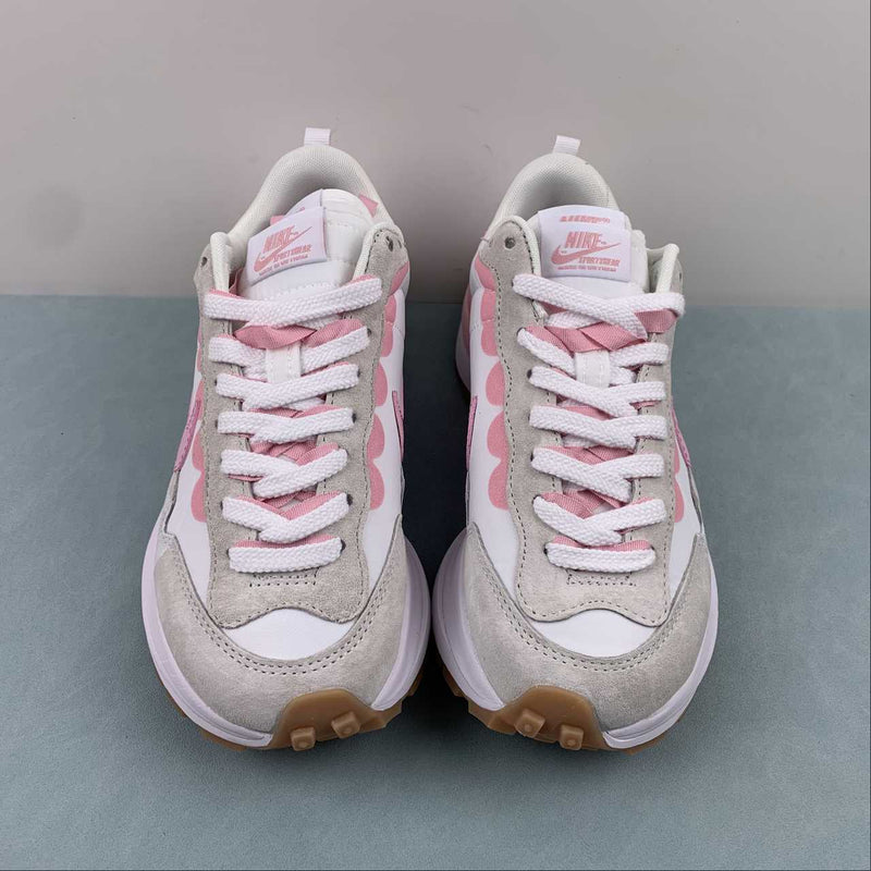 Nike Sacai - Vaporwaffle - White / Pink