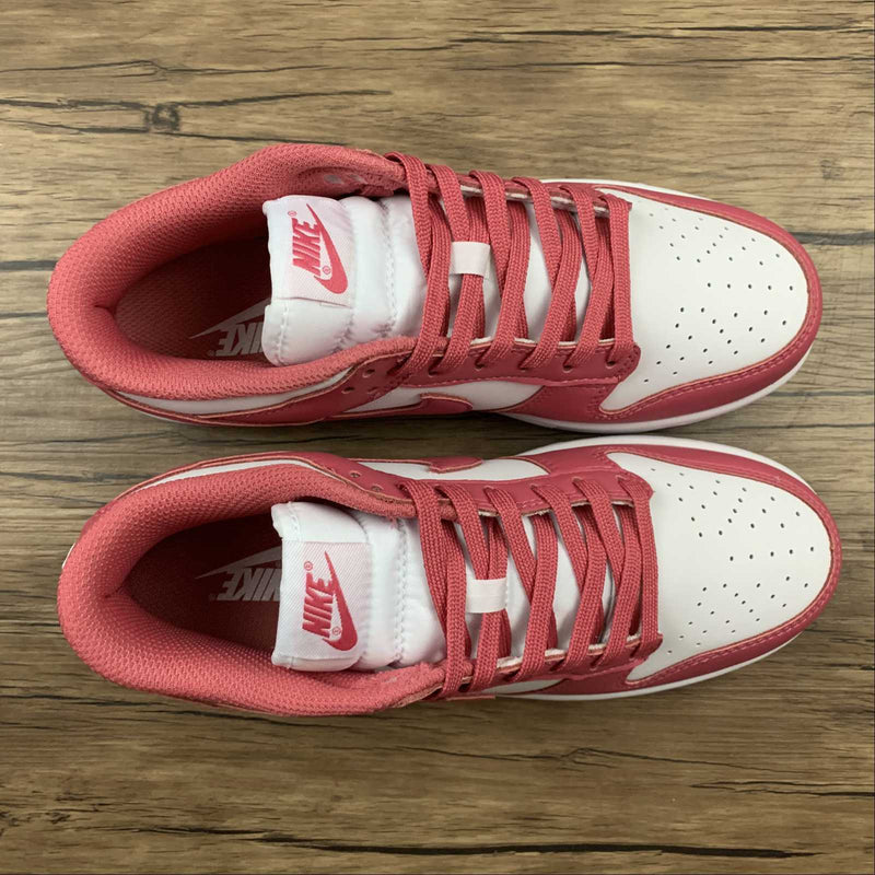 Nike Dunk Low - White / Pink