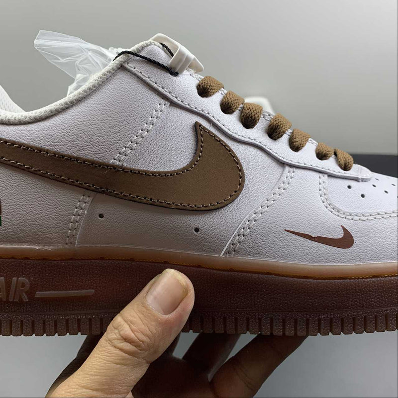 Nike Air Force 1 - '07 - LV8 - White / Coffee