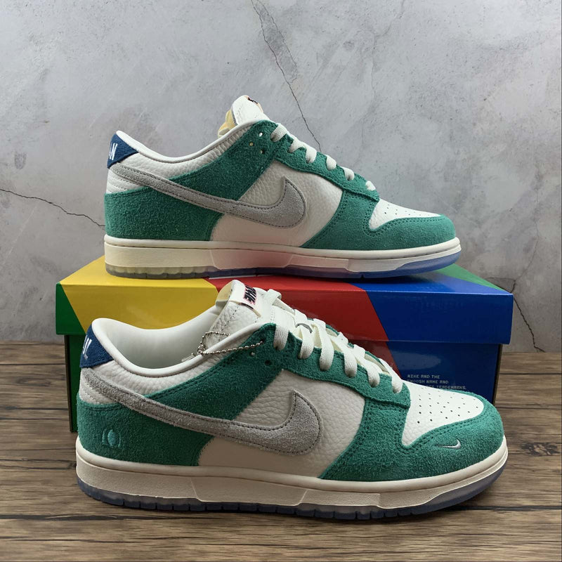 Nike Dunk Low - Kasina - Sail / White - Neptune Green