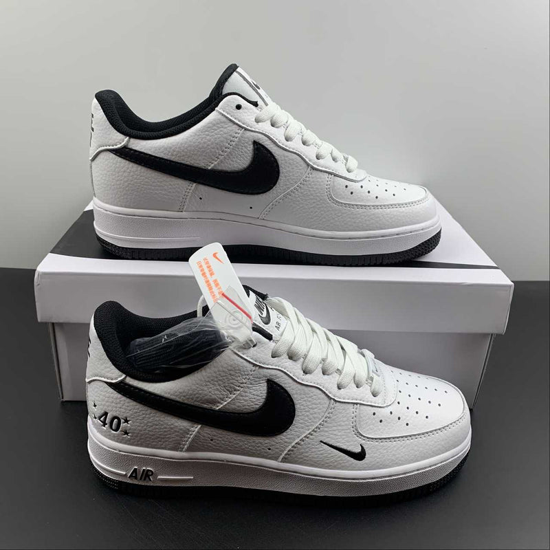 Nike Air Force 1 - '07 - LV8 - White / Black