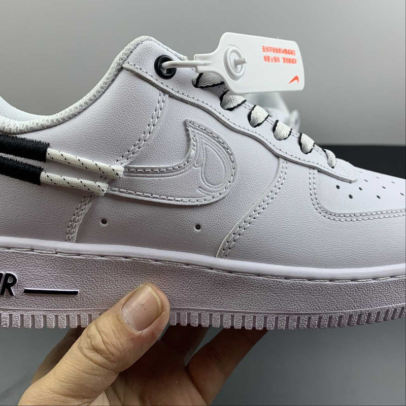 Nike Air Force 1 - WMNS White / Black