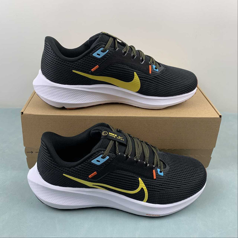 Nike Air Zoom - Pegasus 40 - Black / Speed Yellow