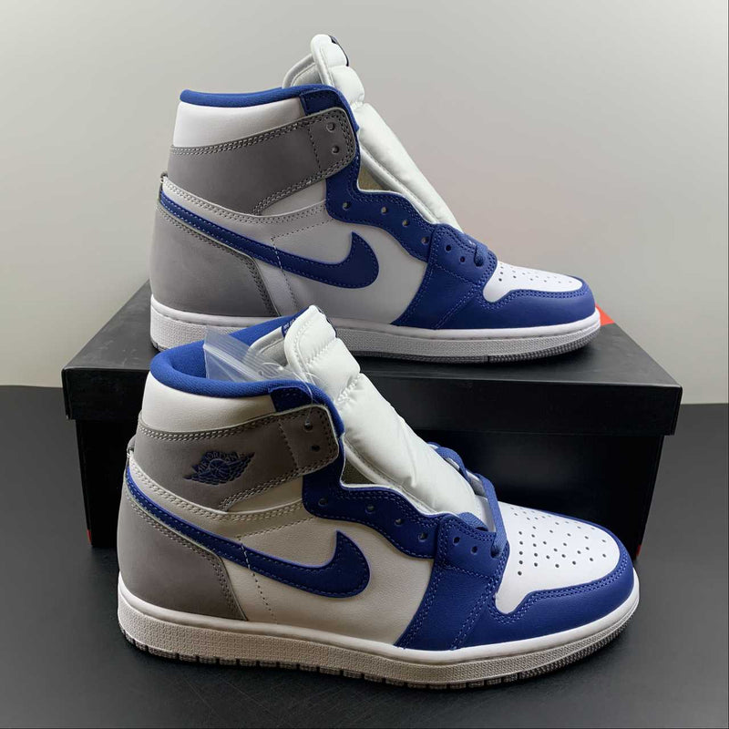 Nike Air Jordan 1 - Retro High OG - Sail / Military Blue - Blacl