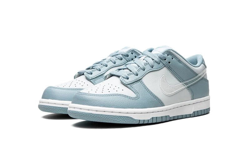 Tênis Nike Dunk Low Feminino "Clear Swoosh" Azul