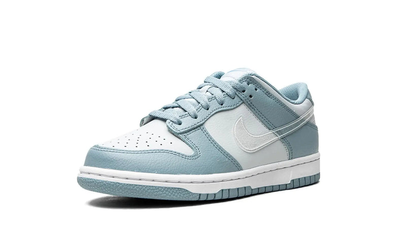 Tênis Nike Dunk Low Feminino "Clear Swoosh" Azul