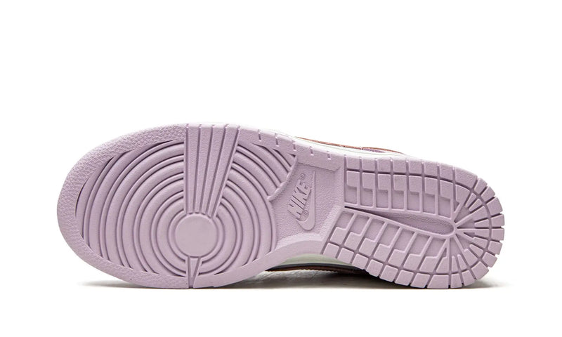 Tênis Nike Dunk Low Feminino "Easter 2022" Rosa