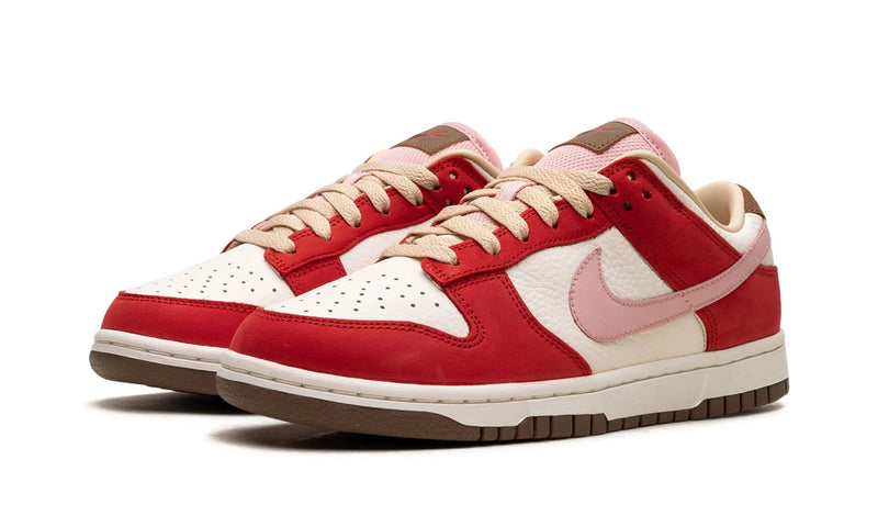 Tênis Nike Dunk Low Feminino "Bacon" Vermelho / Rosa