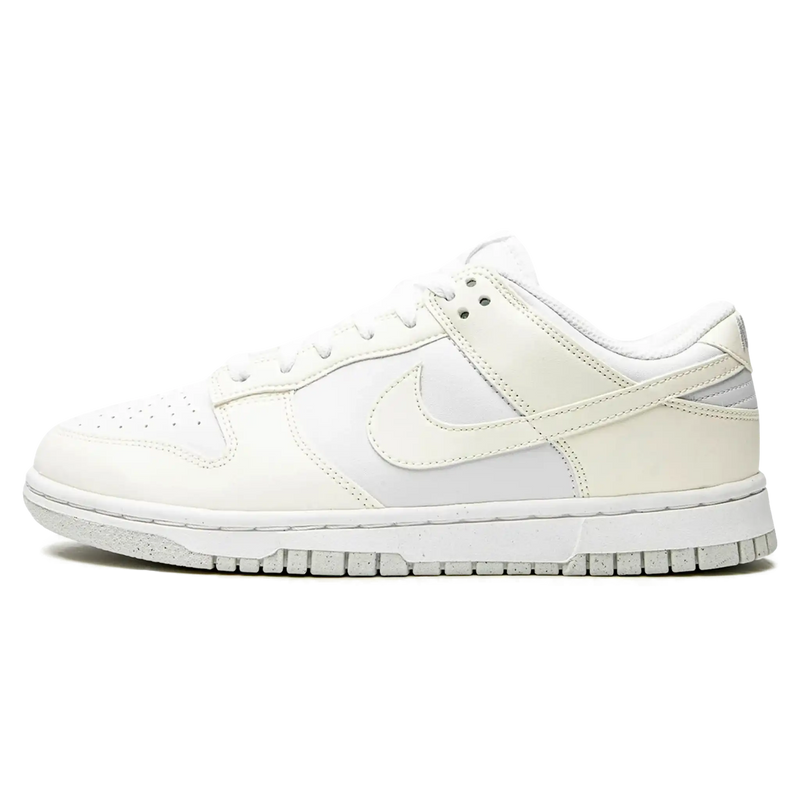 Tênis Nike Dunk Low Feminino "Move to Zero Sail" Branco