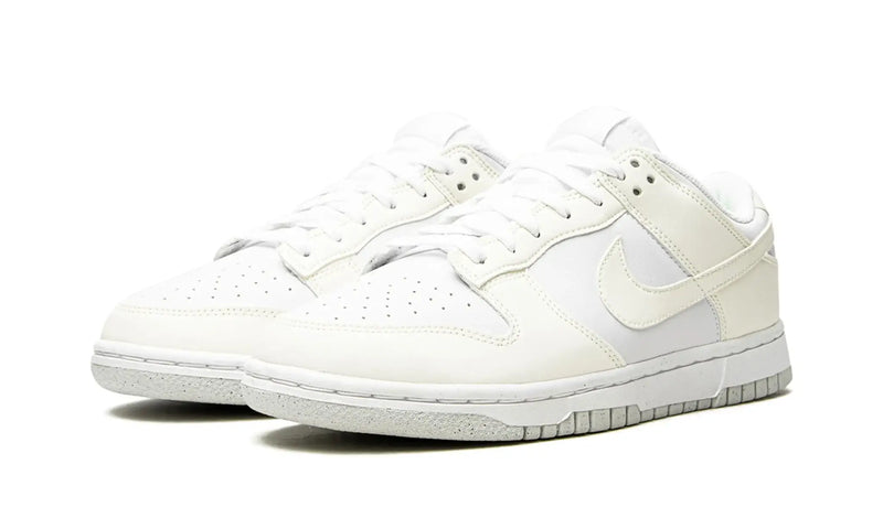 Tênis Nike Dunk Low Feminino "Move to Zero Sail" Branco