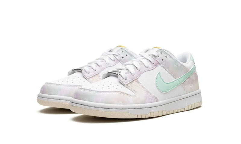 Tênis Nike Dunk Low Feminino "Pastel Paisley" Lilás