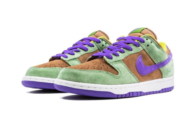 Tênis Nike Dunk Low "Veneer" Verde / Roxo