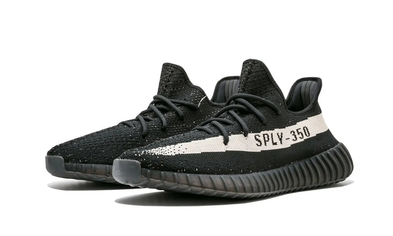 Tênis Adidas Yeezy Boost 350 "Oreo"