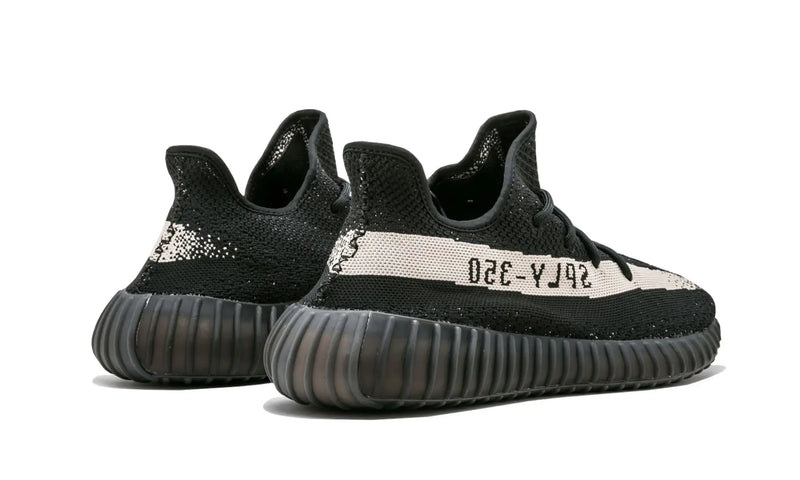 Tênis Adidas Yeezy Boost 350 "Oreo"