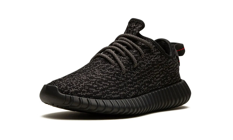 Tênis Adidas Yeezy Boost 350 V1 "Pirate Black" Preto