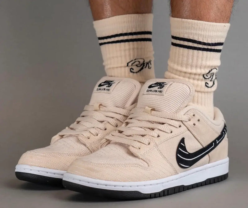 Tênis Nike Dunk Low SB x Albino & Preto "Jiu-Jitsu"